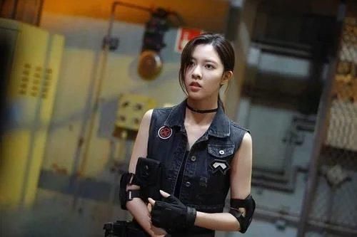  穿越火线|张一山宋妍霏恋情曝光，鹿晗和杨紫的粉丝都松了口气！