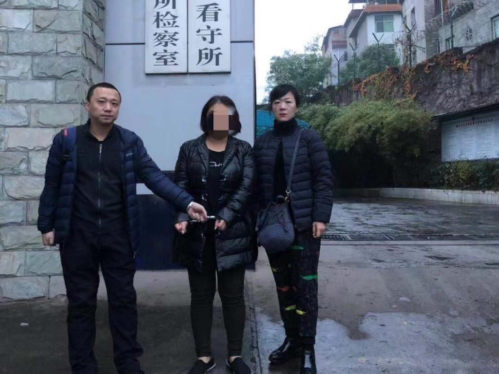 国殿龙|香房民警国殿龙：奋战在扫黑除恶一线的“铁血硬汉”