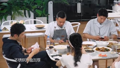  抉择|中餐厅4：黄晓明离开或是正确抉择；赵丽颖的反应说明不是在演戏