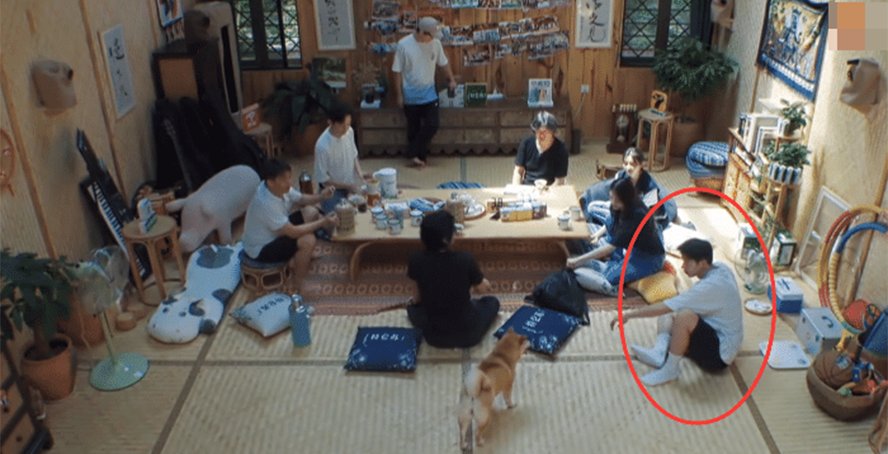  投资方|《向往》迎最没存在感嘉宾，何炅也不带他，投资方硬塞进来的？是谁？