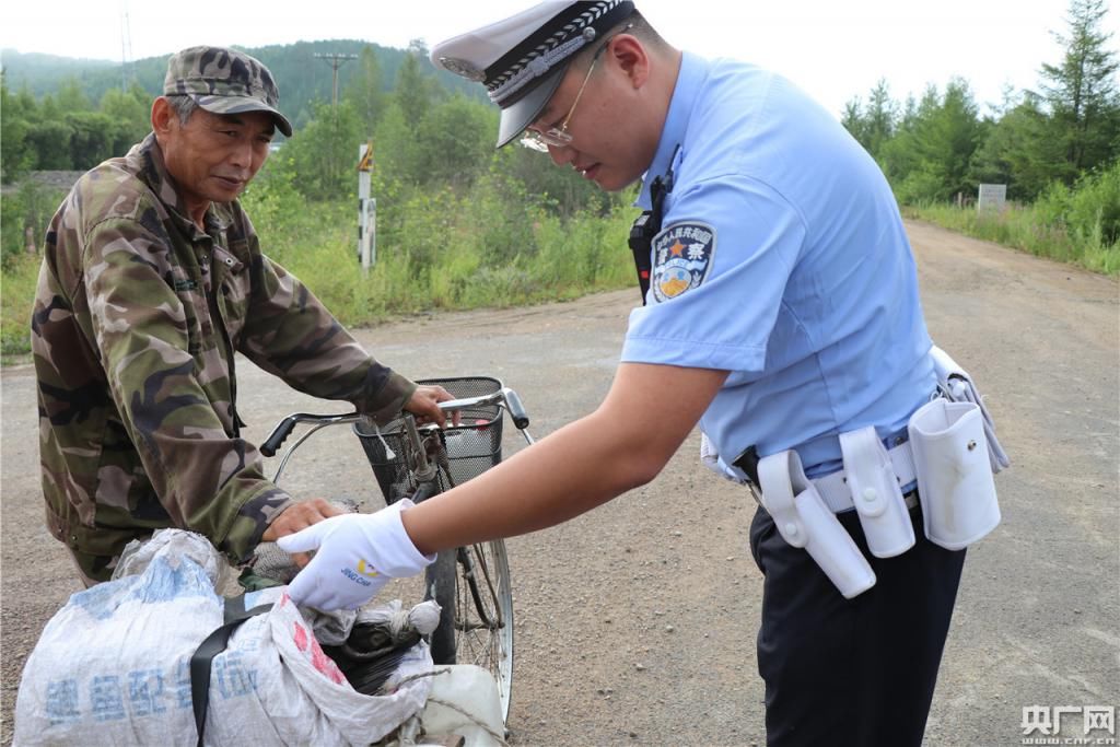  专项|图强警方开展林下经济保障专项行动