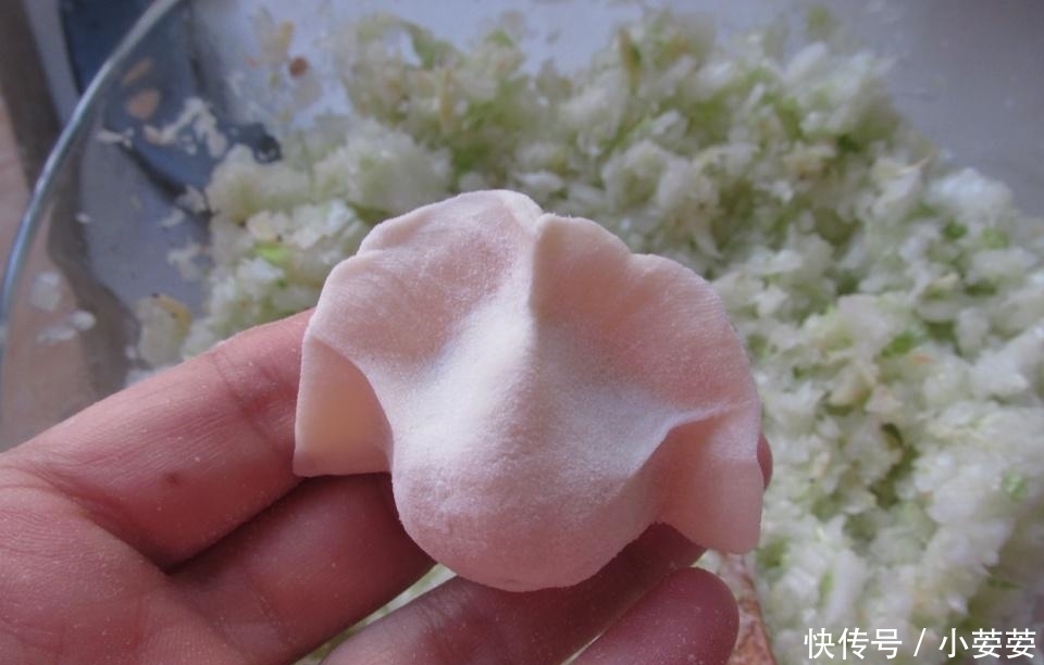 白菜|冬天用它包饺子, 比肉馅香100倍, 皮薄馅大1周吃2次, 乳腺不生病