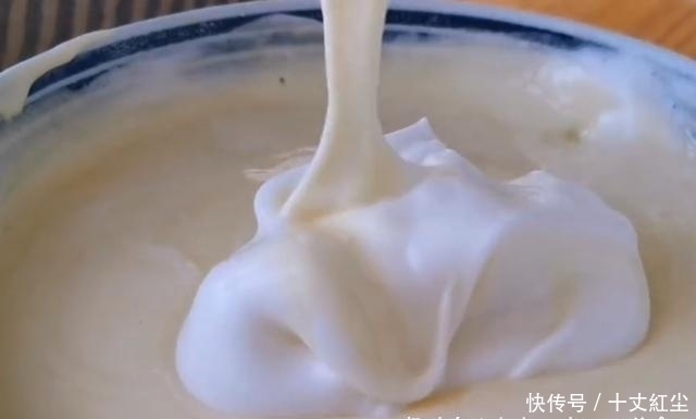 新手|孩子想吃蛋糕不用买，不用烤箱，不用打蛋器，新手也能一次成功