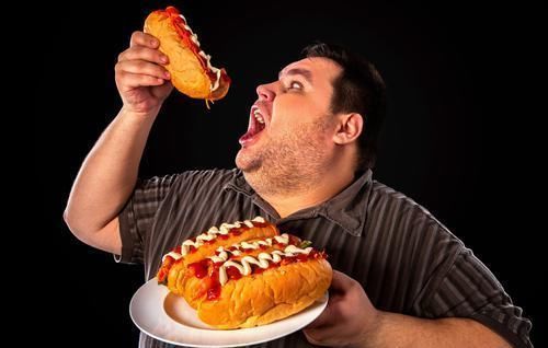 食量|减肥人群,只要做到5点,体重自然会降到你想要的身材