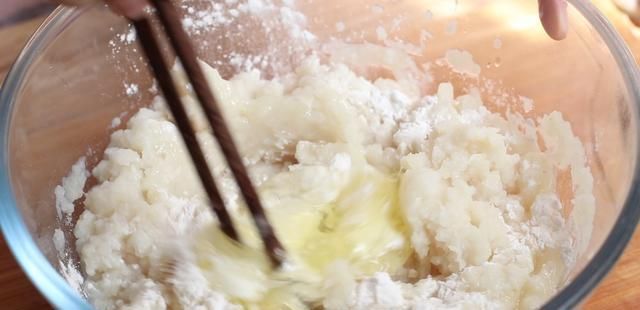 口感|教你在家做鱼丸,真材实料无添加,口感嫩滑Q弹,再也不用买着吃