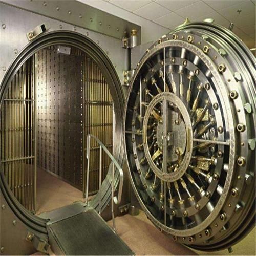  雷国民|当年那个连杀23人，抢银行260万巨款为女儿治病的农民，被捕后谎言揭穿