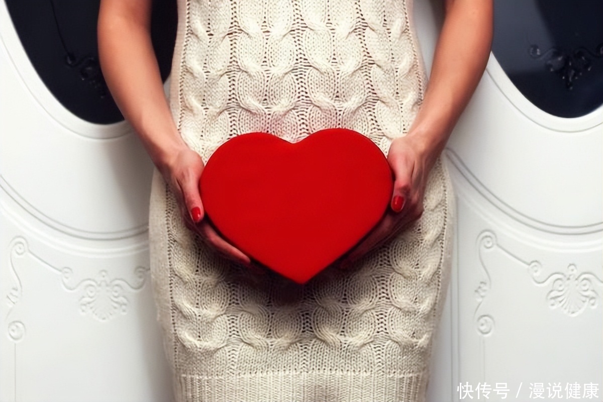 卫生巾用多了会有妇科病吗(使用卫生巾还会“搞出”妇科病？生理期间，使用时谨记这4点！)