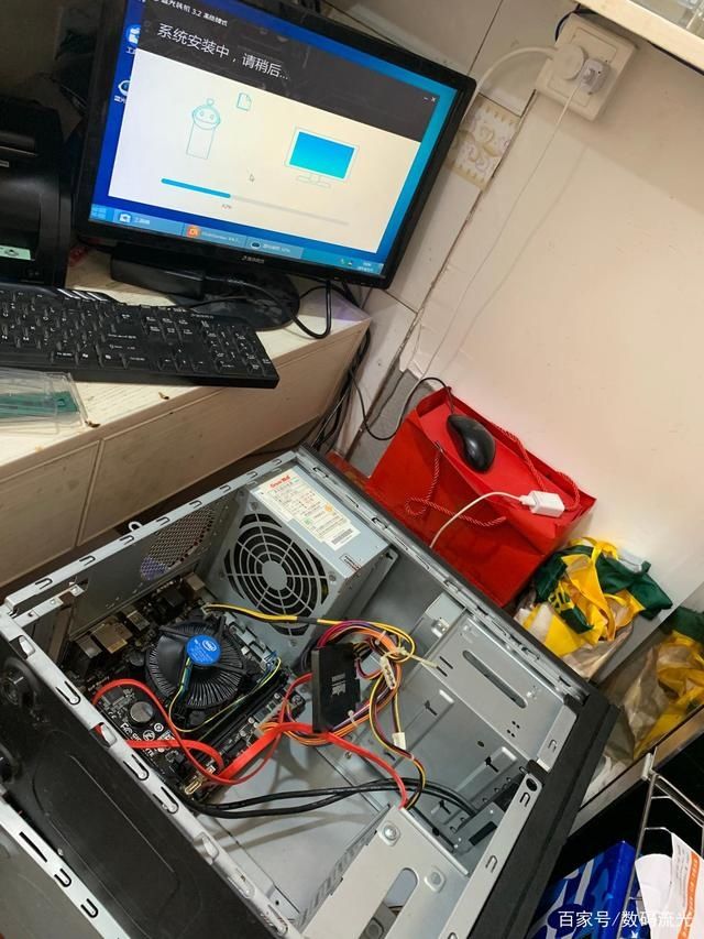  别跟我|精明老板给电脑升级，我说最好换主板升级，老板：别跟我玩阴的！