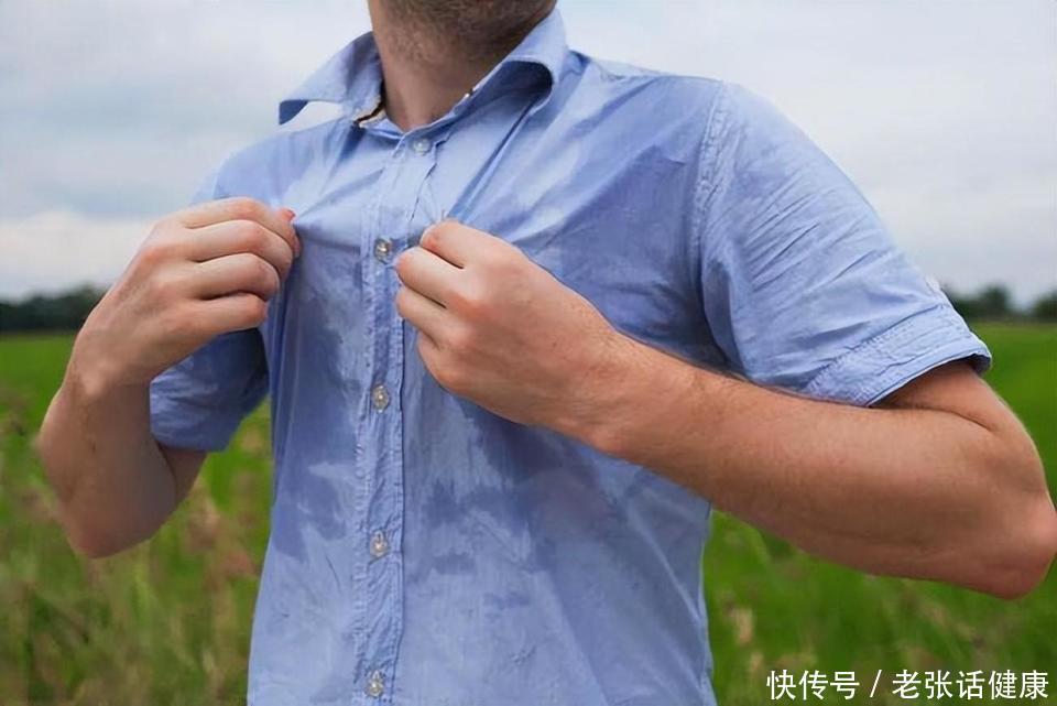 三伏天流汗多补钾多吃八种食物(三伏天出汗多，补钾很关键，多吃5种高钾食物，腿脚有劲精神足)