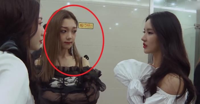  输给|硬糖少女离开美颜后，张艺凡气质输给赵粤，希林颜值却扛不住