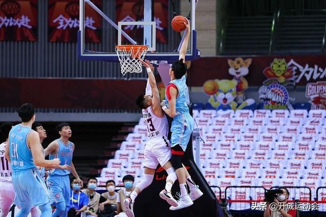  周琦|干净的比赛，朱彦西学学？辽宁2-0新疆，晋级决赛！齐麟未来可期