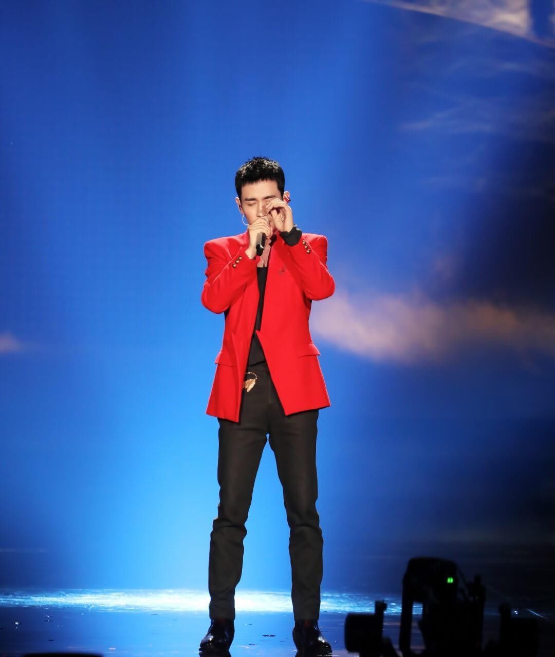 吴亦凡|杨洋、李沁、吴亦凡、朱一龙、鞠婧祎、陈立农的娱乐消息