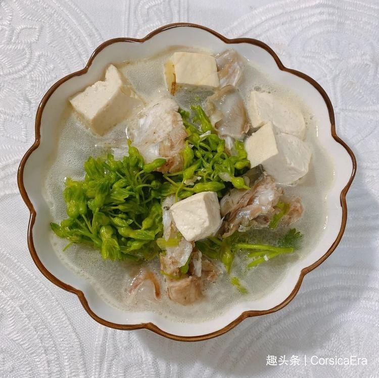 白胡椒粉|美味鱼汤推荐:牛奶鲫鱼粉丝汤,鱼头豆腐夜香花汤,番茄鱼片汤