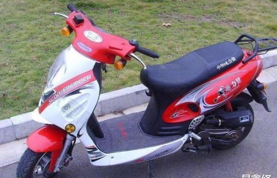 索赔|小偷雨夜偷电瓶车时意外被电死，家属索赔车主25万元，后续来了