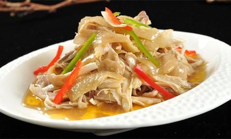  鸡丁|精选美食：酸菜鱼，榨菜肉丝汤，秘制椒麻鸡，黄瓜炒鸡丁的做法