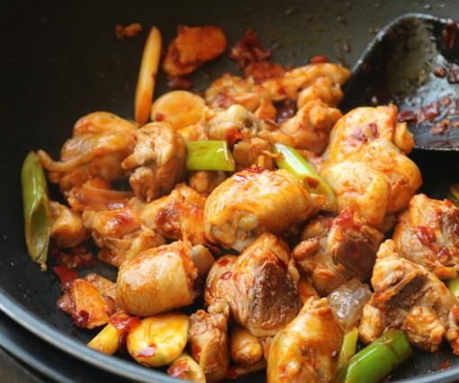 鸡块|继老干妈后,又有一种中国美食在国外爆火,网友:根本停不下来!