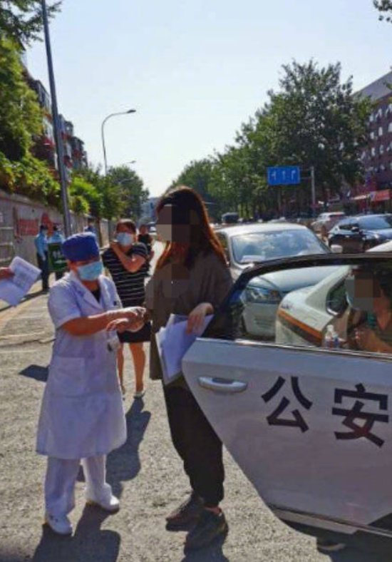  考生|遗落证件、走错考场、被蝎子蛰伤…这些“粗心大意”都有他们来扛→