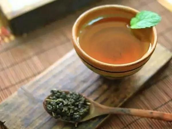 喝茶|喝茶买茶时闻到4种味道,一定要远离这些茶!