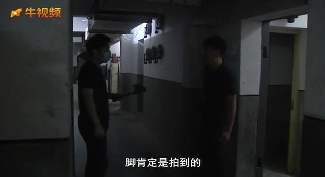  采访|悬赏10万寻人，淡定接受采访…离奇失踪女子的丈夫让人不寒而栗