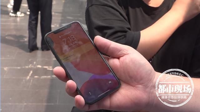  成功|对闺蜜“下了手”，女子主动报警两次后，成功引起警方注意