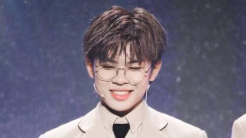 张远|《创造营》粉丝排行张远垫底,周震南第二,第一已经不在了