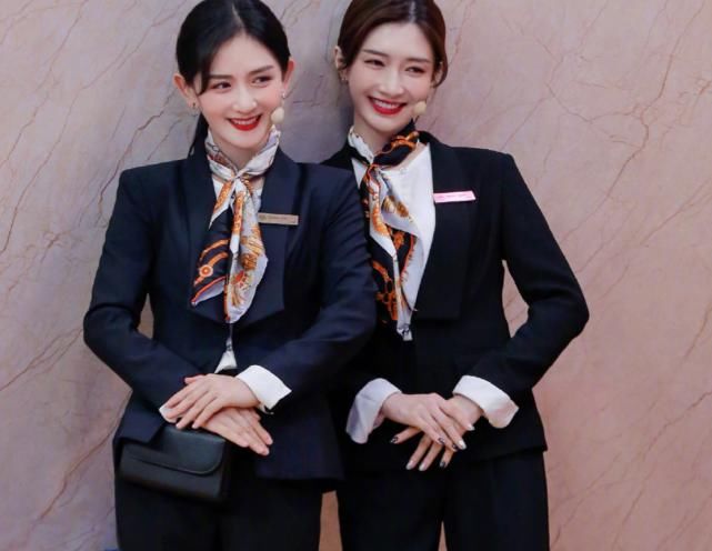  模仿|下期《快本》精彩了！不仅两位“王漫妮”同台，更有男团成员来袭