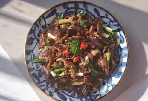 男人|男人都爱的下酒菜,成本也就10块钱,香辣脆嫩有嚼头,下酒真香