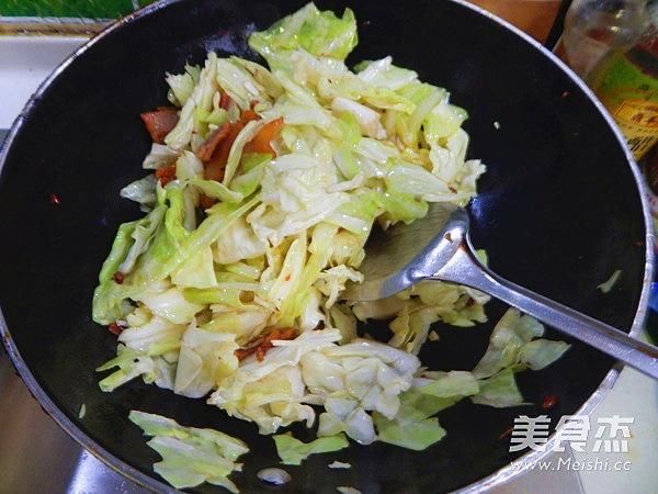  包菜|吃过范丞丞同款“手砸包菜”，才发现这30年的包菜都白吃了