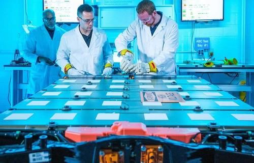 汽车|未来趋势?通过无线技术管理汽车电池,可消除90%物理布线