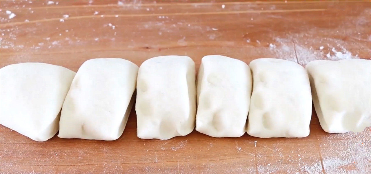  出锅暄|家常版花卷做法，一切一压，出锅暄软又香甜，新手也能做