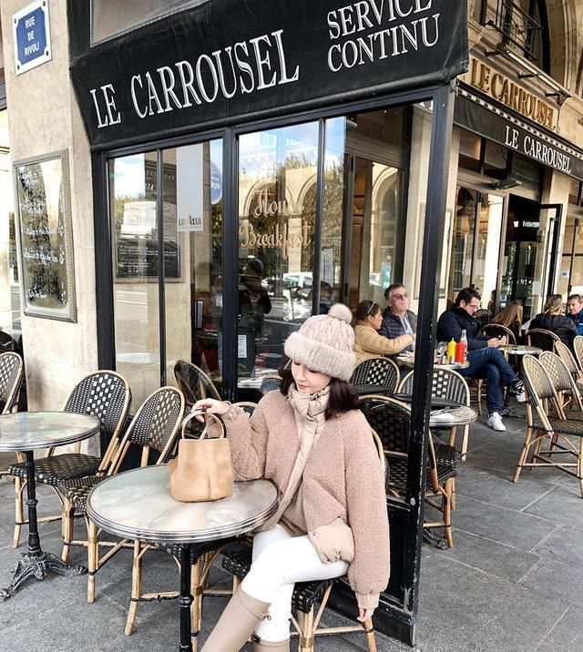  减龄|冬天最时髦穿搭！漂亮气质又减龄，这样穿怎么也不会出错