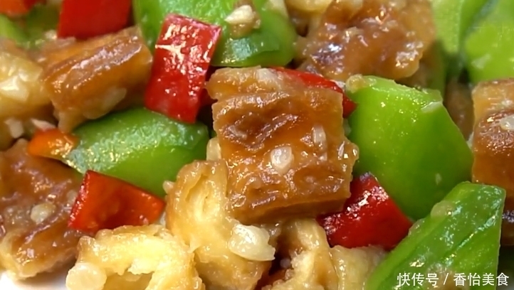  油条|孩子最爱吃的丝瓜炒油条，简单一做，营养解馋，比肉都香