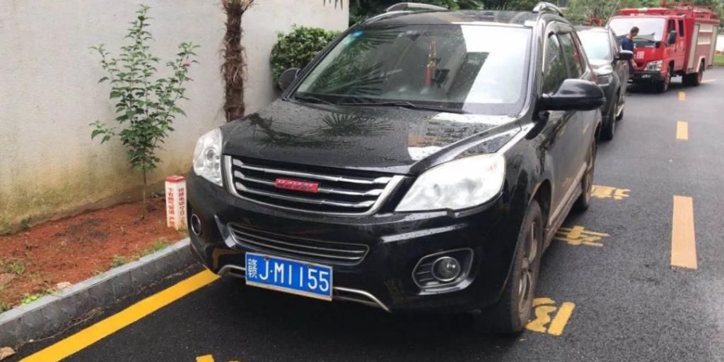 占用|?持续曝光！萍乡又一批私家车占用消防车通道