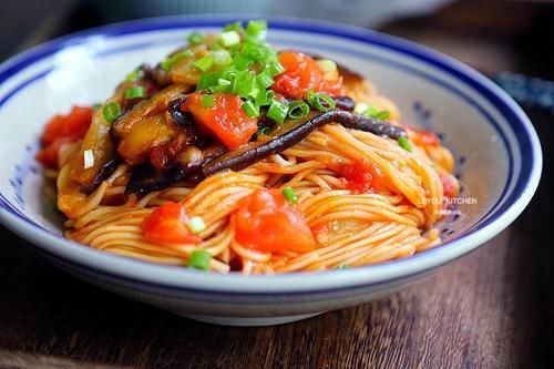 简单|大热天,吃点简单的,4种焖面做法,面条和菜一锅端