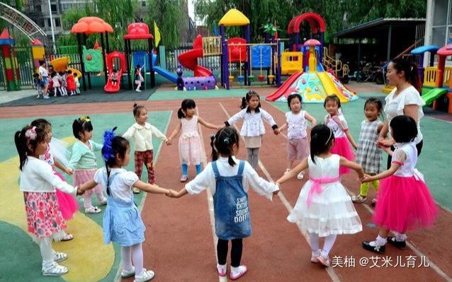  幼儿园|3岁多宝宝入园后不哭不闹，几个月后却退学！说到这事妈妈就自责