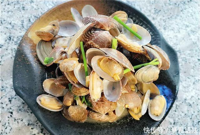 清洗|花蛤好吃难清洗？清洗时不能只加盐，多加这3样，花蛤疯狂吐沙