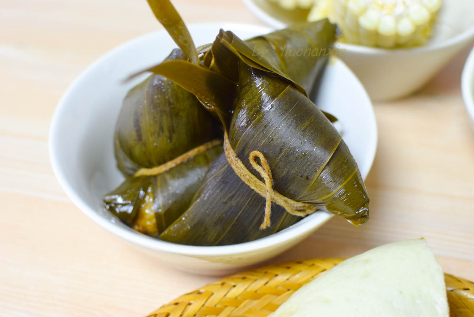  满满|蟹姐家的4人份早餐，满满摆一桌，准备了4种主食，全是好吃的