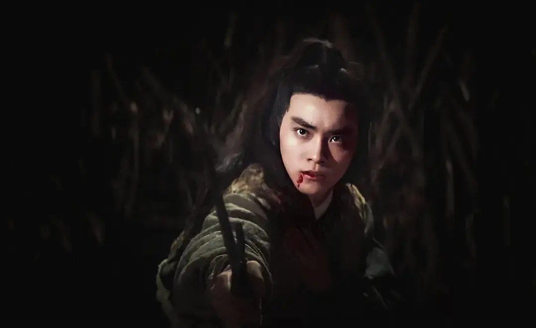  梁朝伟|导演尔冬升年轻时竟然这么好看，综艺痛批小鲜肉：你有梁朝伟帅吗