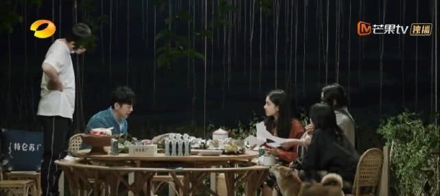  真的|周迅吃2碗饭不怕胖，宋威龙助薇娅卖水果，半小时卖570万元真的吗