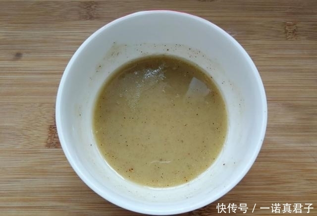 不用|想吃烧饼不用买，没有烤箱也能做，煎一煎凉了也不发硬