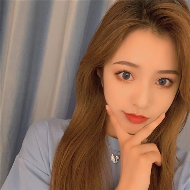  洗白|她凭“照骗”吸粉1465万，今成“平台一姐”。网友：官方洗白