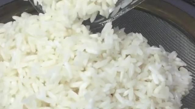  完美|南瓜加土豆，这样做出来的美食，完美的解决了家人的晚饭问题！