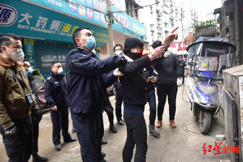 获刑|南充3死1伤命案嫌疑人被判死刑:因玩笑怀恨报复,曾伤害父亲致死获刑13年