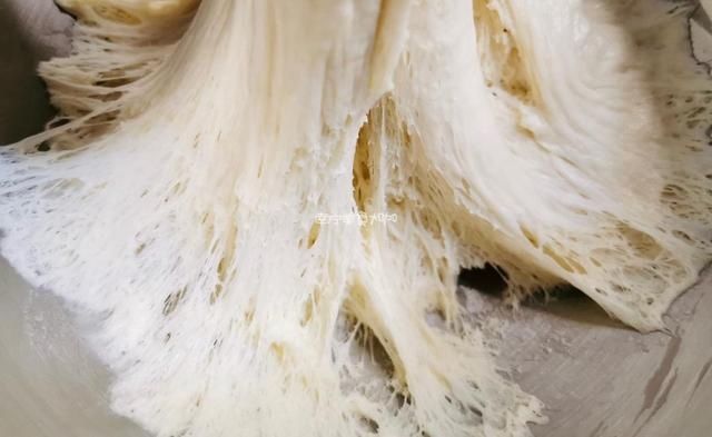  分钟|发面想要快，别只放酵母，多加一勺“它”，不到10分钟发满一大盆