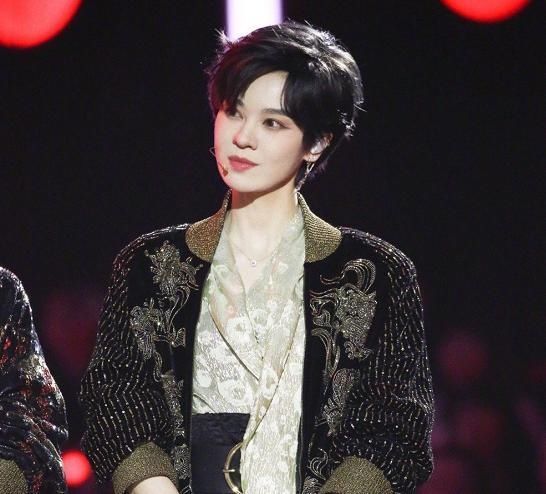  江映蓉|江映蓉参加《好声音》，刘昕录制《乐夏2》，现在流行再就业吗？