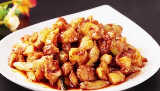 蒜末少许|鸡肉怎么样才能做的好吃呢?让我来教你几种方法