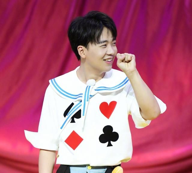  道具|跑男8游戏惩罚道具，宋小宝气球吴谨言玩偶，郭麒麟的我没眼花？