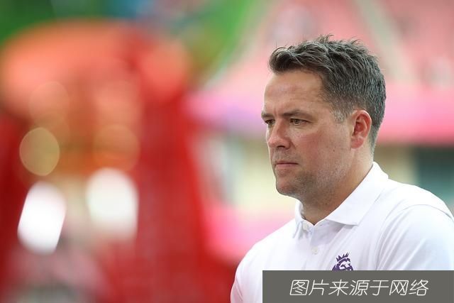  欧文|欧文：我认为利物浦不会签太多球员，他们的阵容几乎没短板