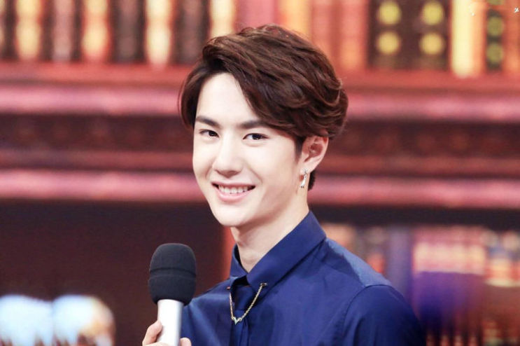 说不上|临时替补做主持却说不上一句话,王一博来天天向上的经历颇为心酸