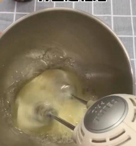 蛋白|打蛋糕胚时,蛋白和糖的打发,怎样才能获得最佳的发泡状态